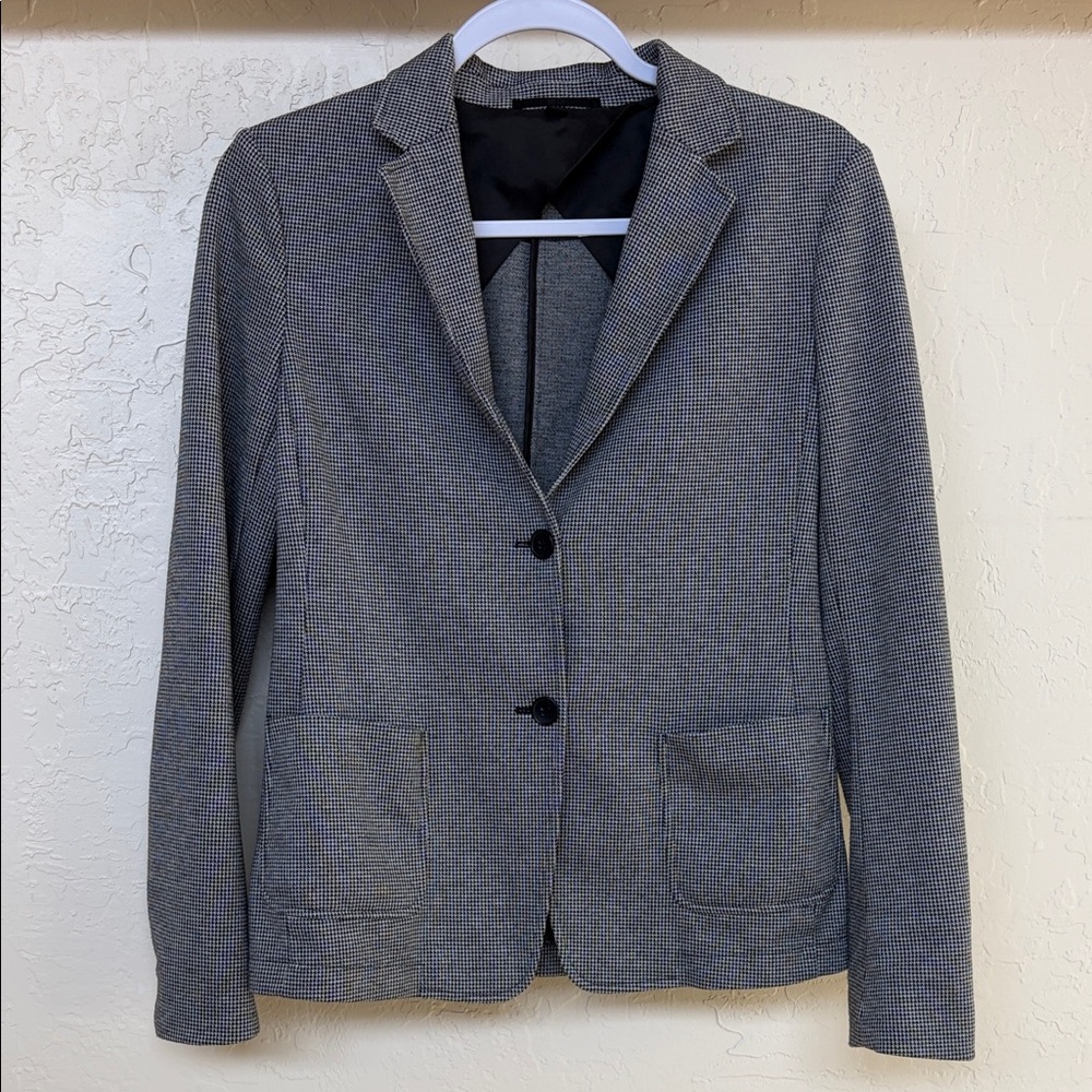 Uniqlo Houndstooth Blazer
